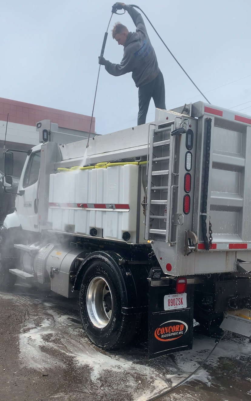 Best Truck Washing and Fleet Washing Performed in Akron, Ohio